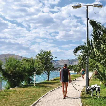 Two-bedroom In Okrug Gornji * Trogir