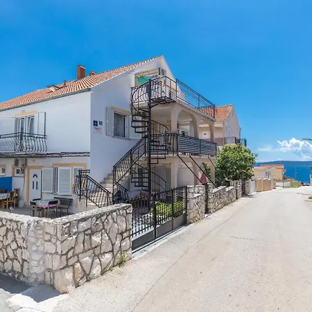 公寓 Two-bedroom In Okrug Gornji *